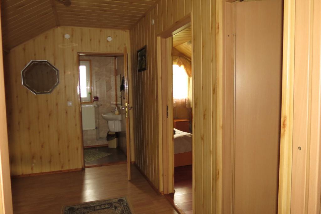 Bilyy Kamin Guest House Tatariv Eksteriør billede