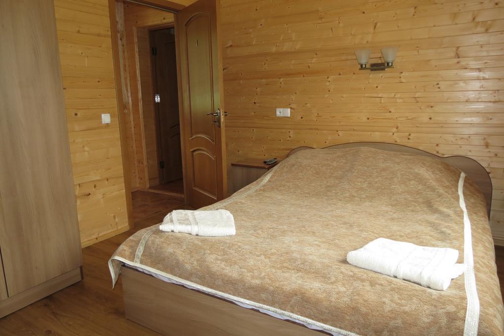 Bilyy Kamin Guest House Tatariv Eksteriør billede