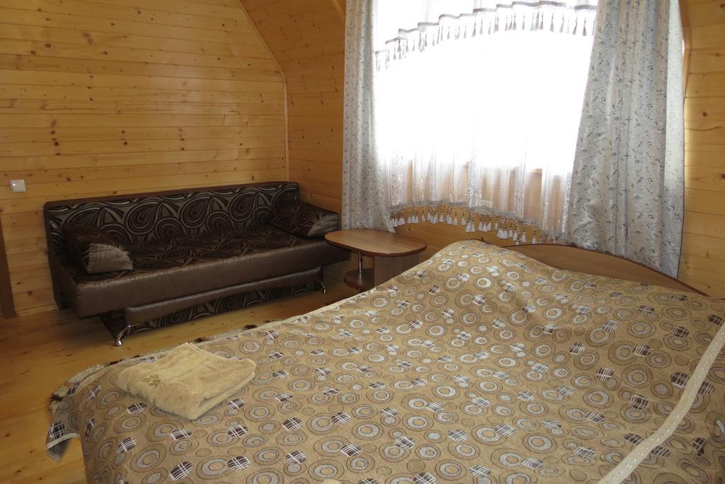 Bilyy Kamin Guest House Tatariv Eksteriør billede