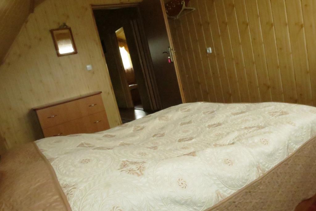 Bilyy Kamin Guest House Tatariv Værelse billede
