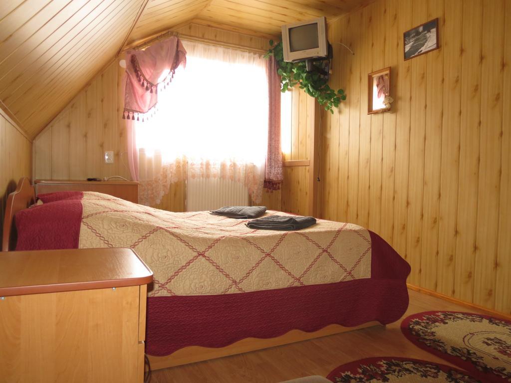 Bilyy Kamin Guest House Tatariv Eksteriør billede