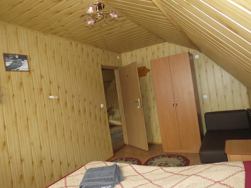 Bilyy Kamin Guest House Tatariv Eksteriør billede