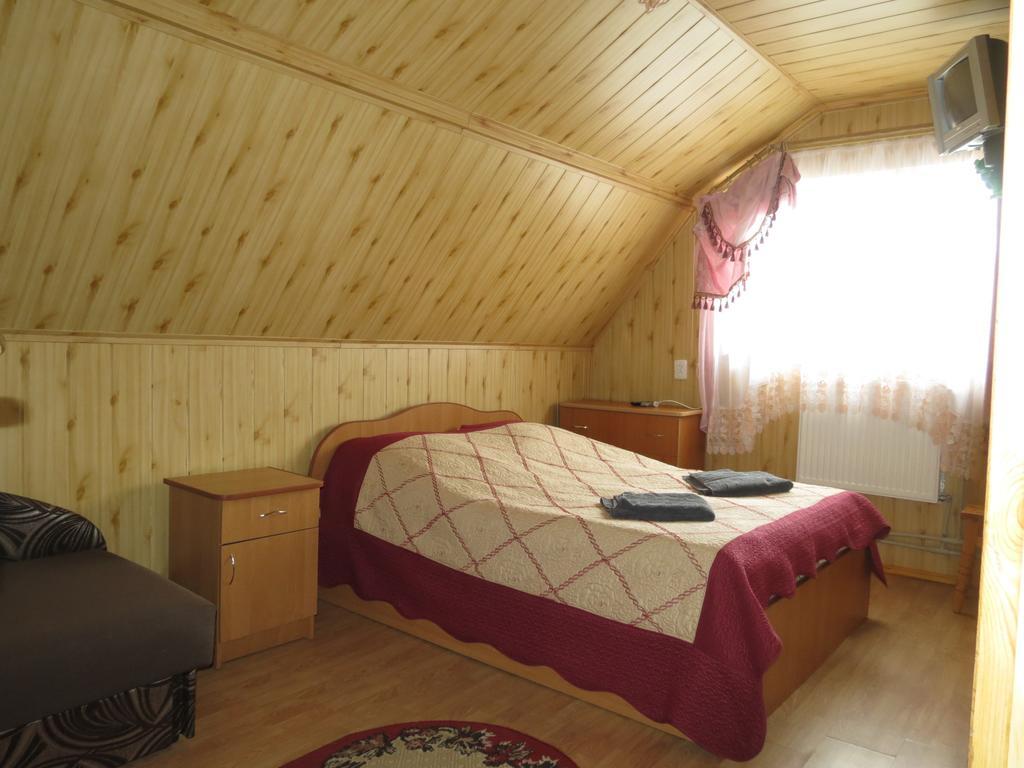 Bilyy Kamin Guest House Tatariv Eksteriør billede